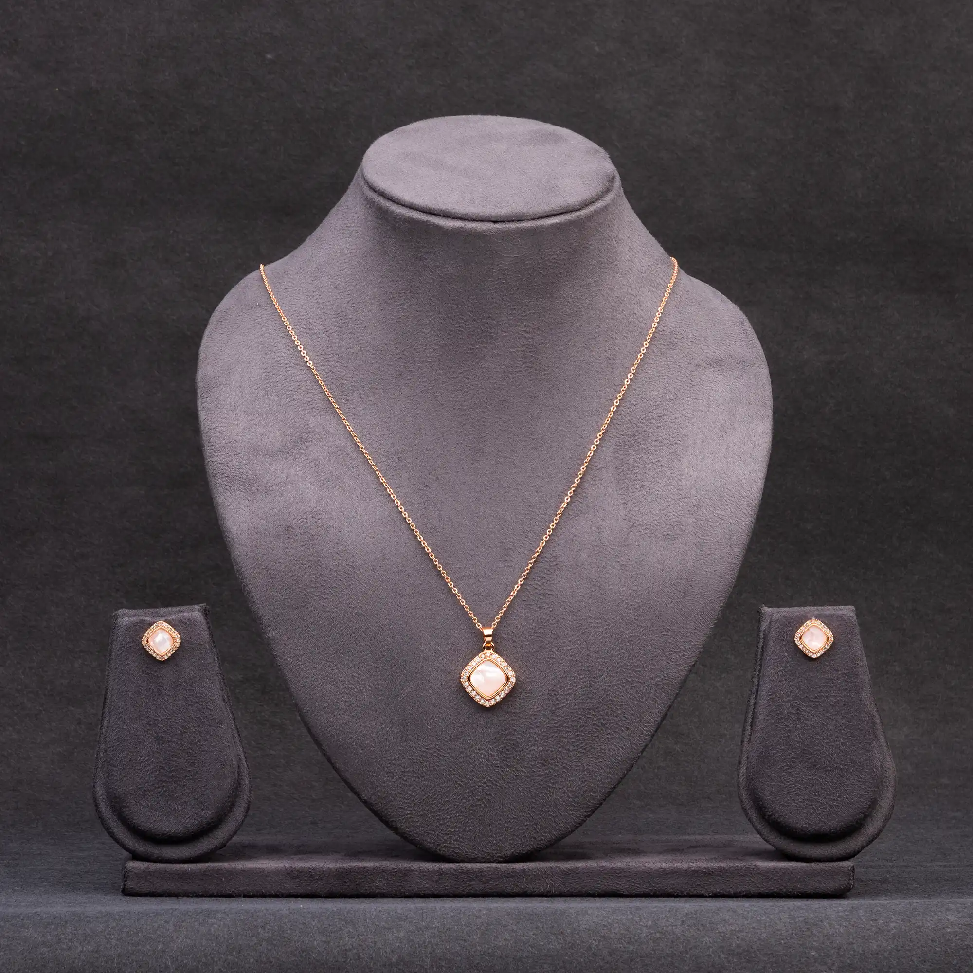 Rose Gold-Plated American Diamond and Mother Pearl Light Weight Pendant Set with Chain