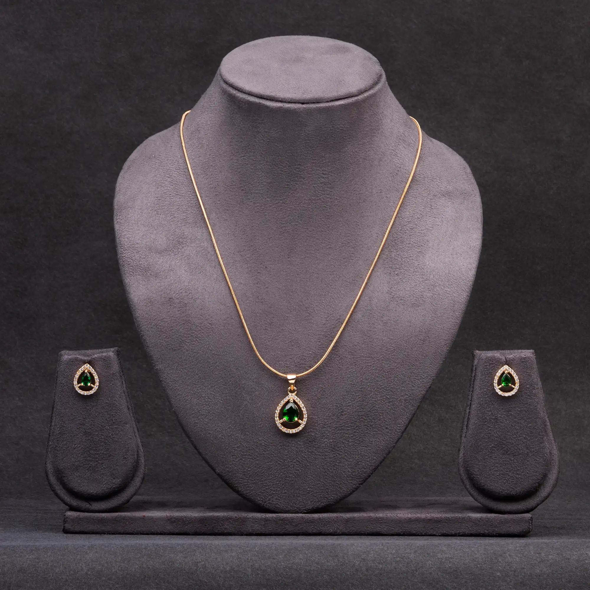 Rose Gold-Plated Drop-shaped American Diamond and Green Stone Light Weight Pendant Set with Chain